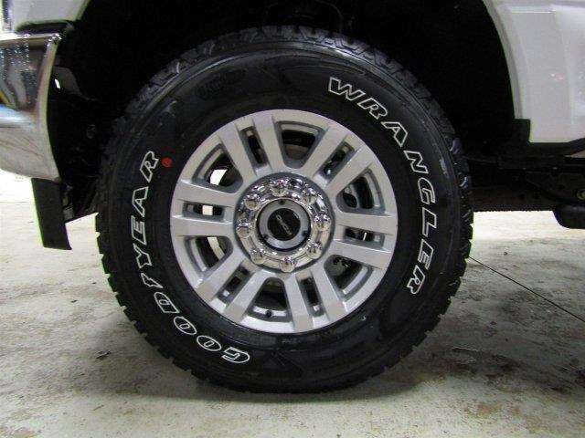 2017 Ford F-250 Super Duty XLT Crew Cab 4WD V8